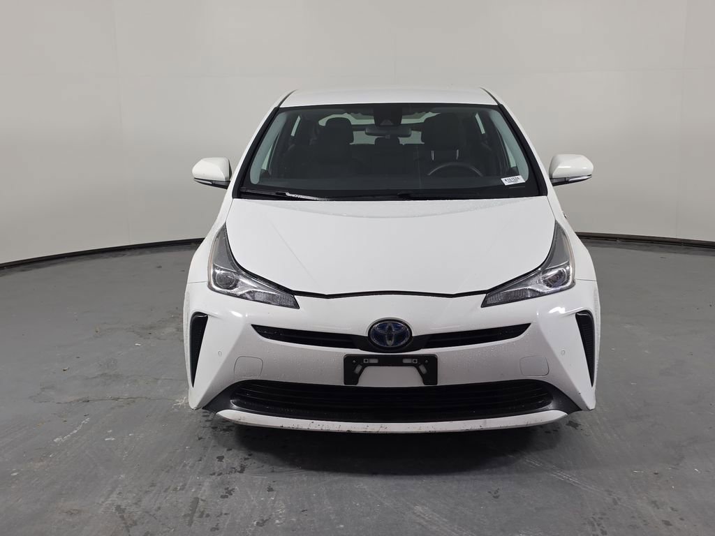 Used 2021 Toyota Prius LE FWD image 2