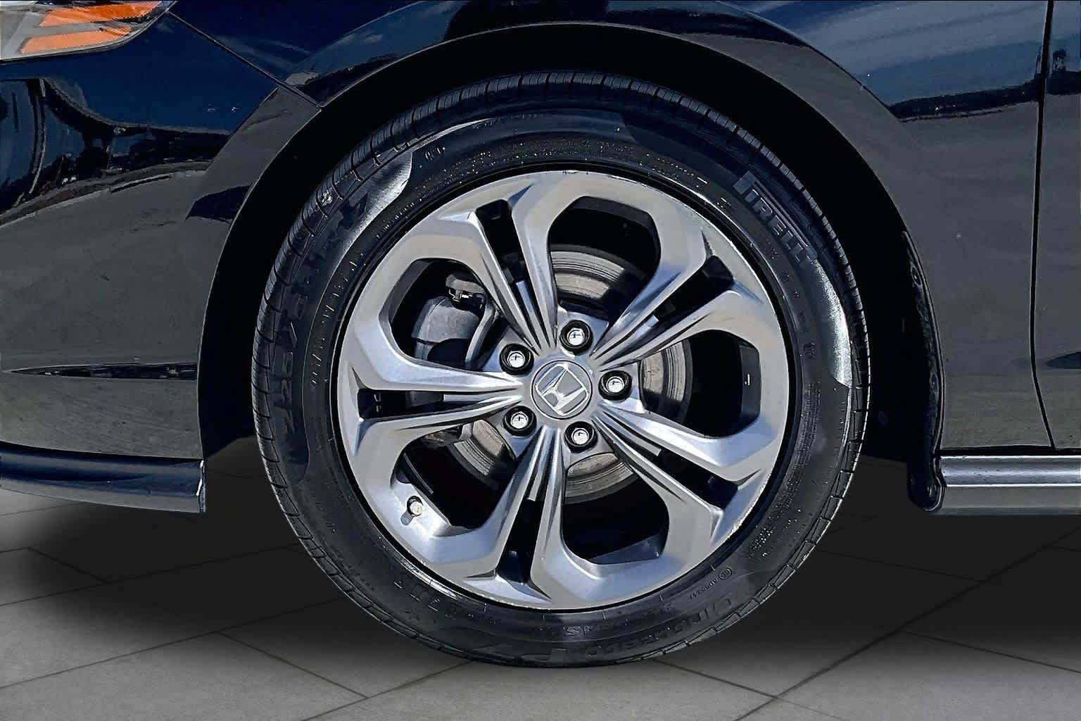 Used 2023 Honda Accord EX image 10