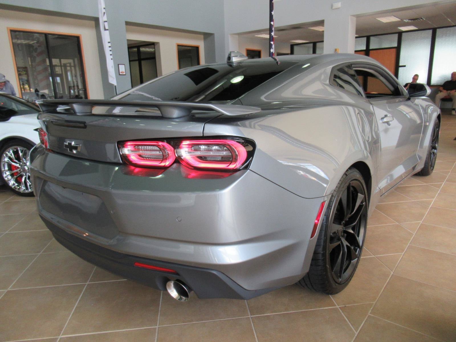 Used 2023 Chevrolet Camaro SS RWD image 5