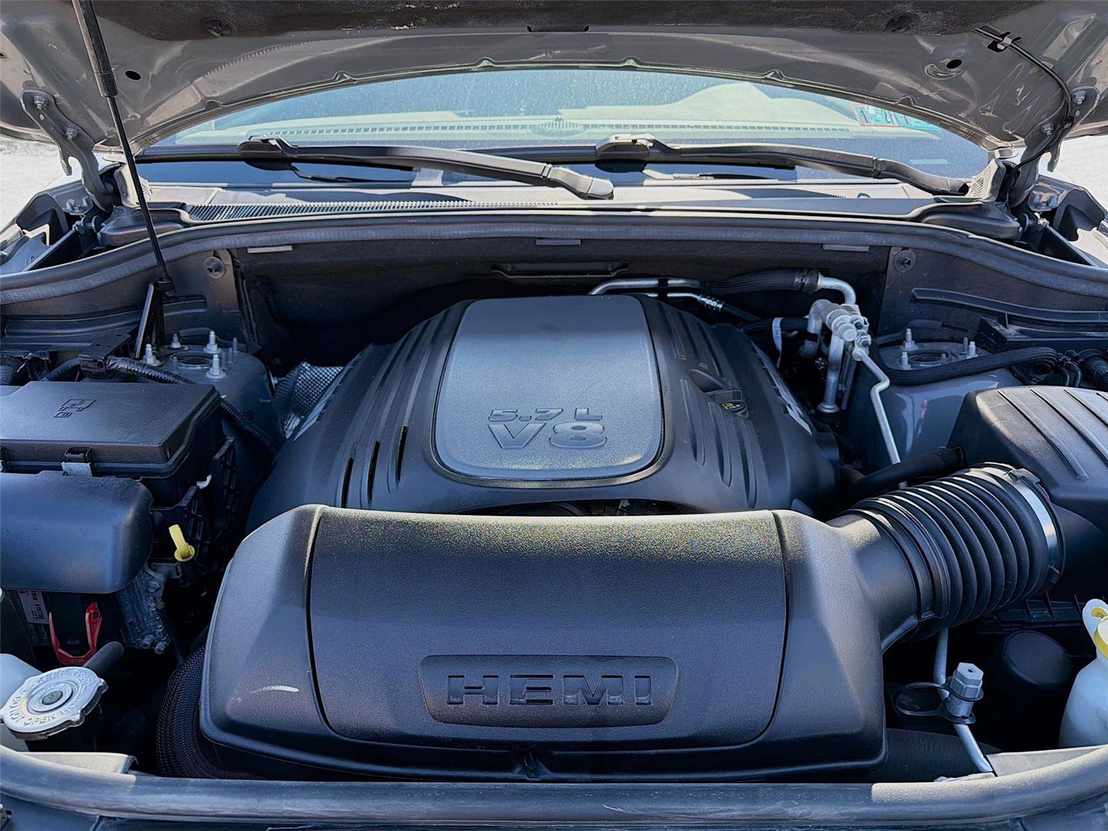 Used 2022 Dodge Durango R/T w/ Tow 'N Go Package image 33