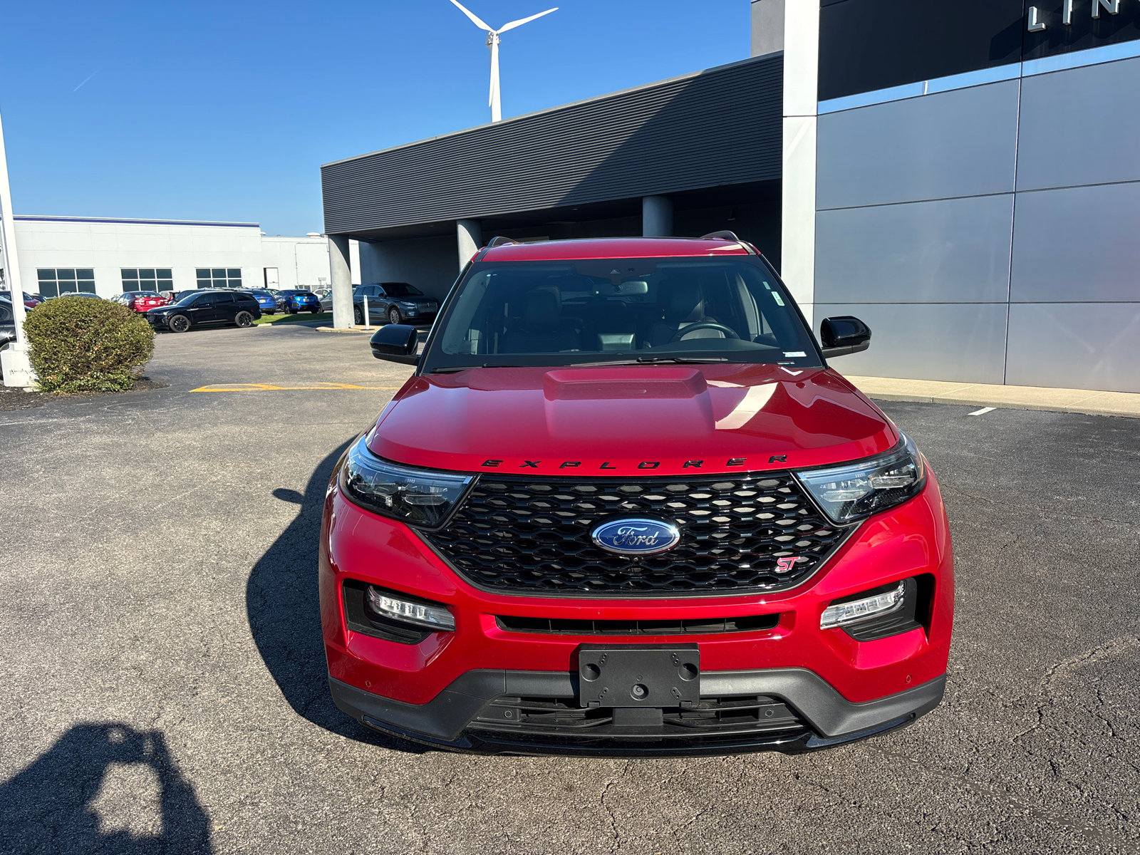 Used 2023 Ford Explorer ST w/ Equipment Group 401A image 2