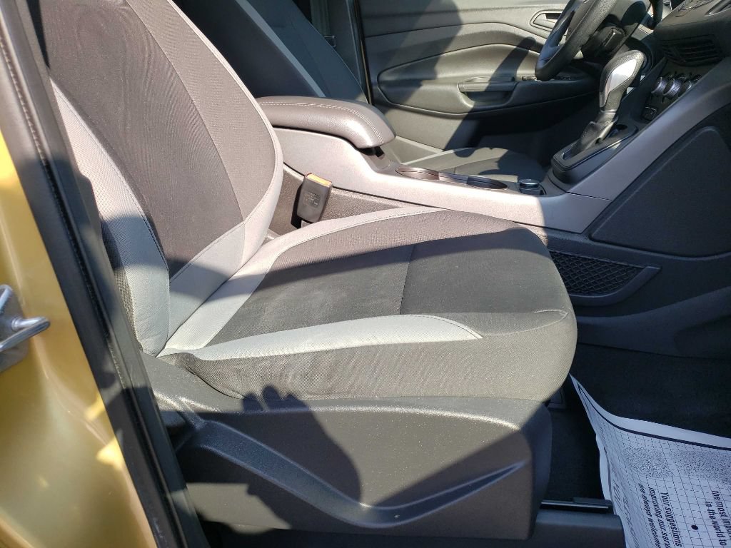 Used 2014 Ford Escape S FWD image 11