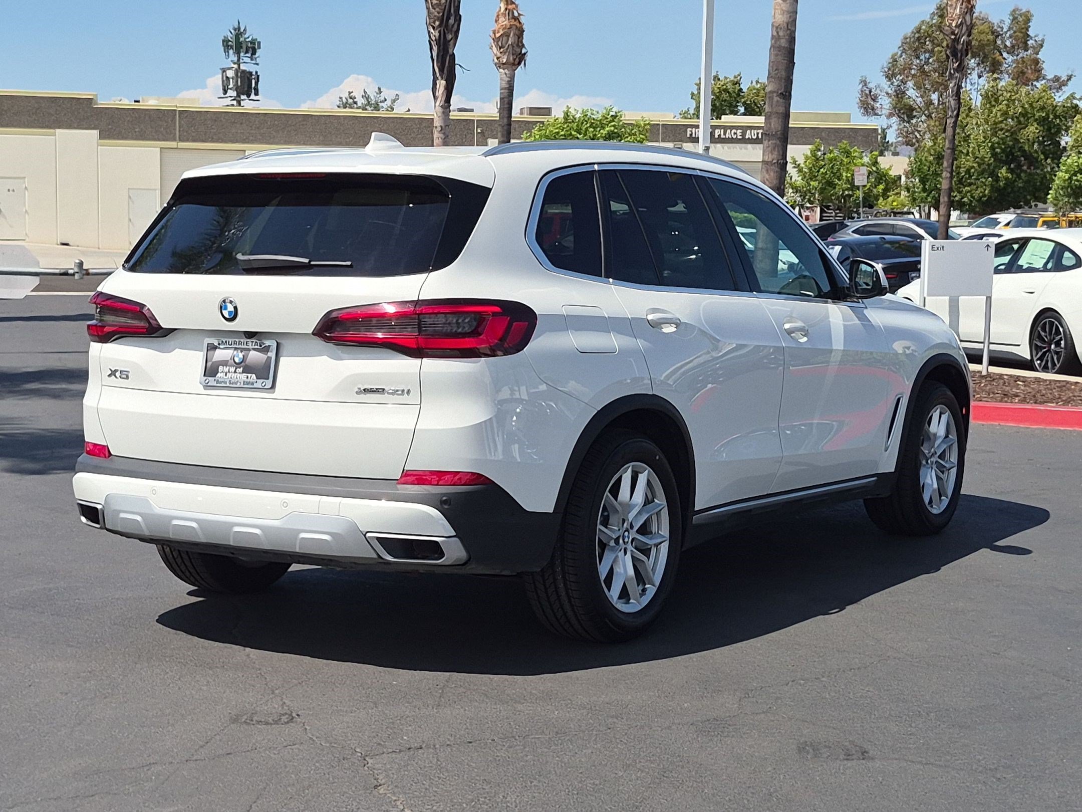 Used 2021 BMW X5 xDrive40i w/ Premium Package AWD/4WD image 10