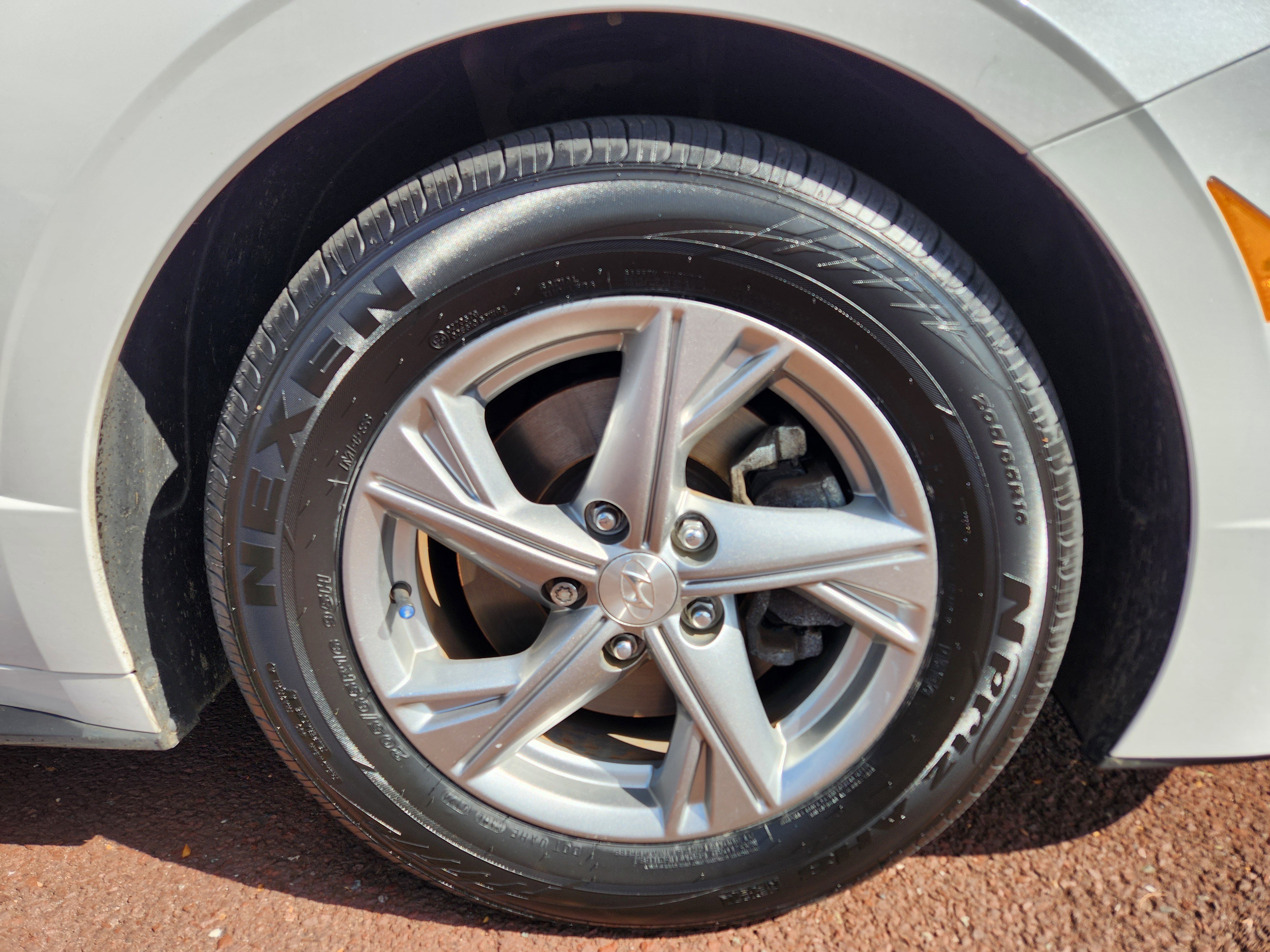 Certified 2022 Hyundai Sonata SE w/ Cargo Package image 7