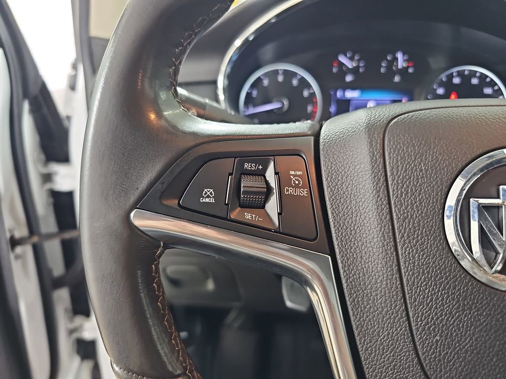 Used 2020 Buick Encore Preferred w/ Safety Package image 21