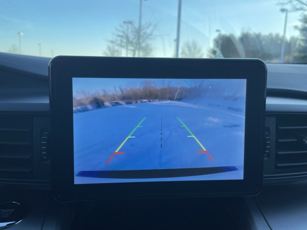 Used 2022 Ford Explorer XLT image 37