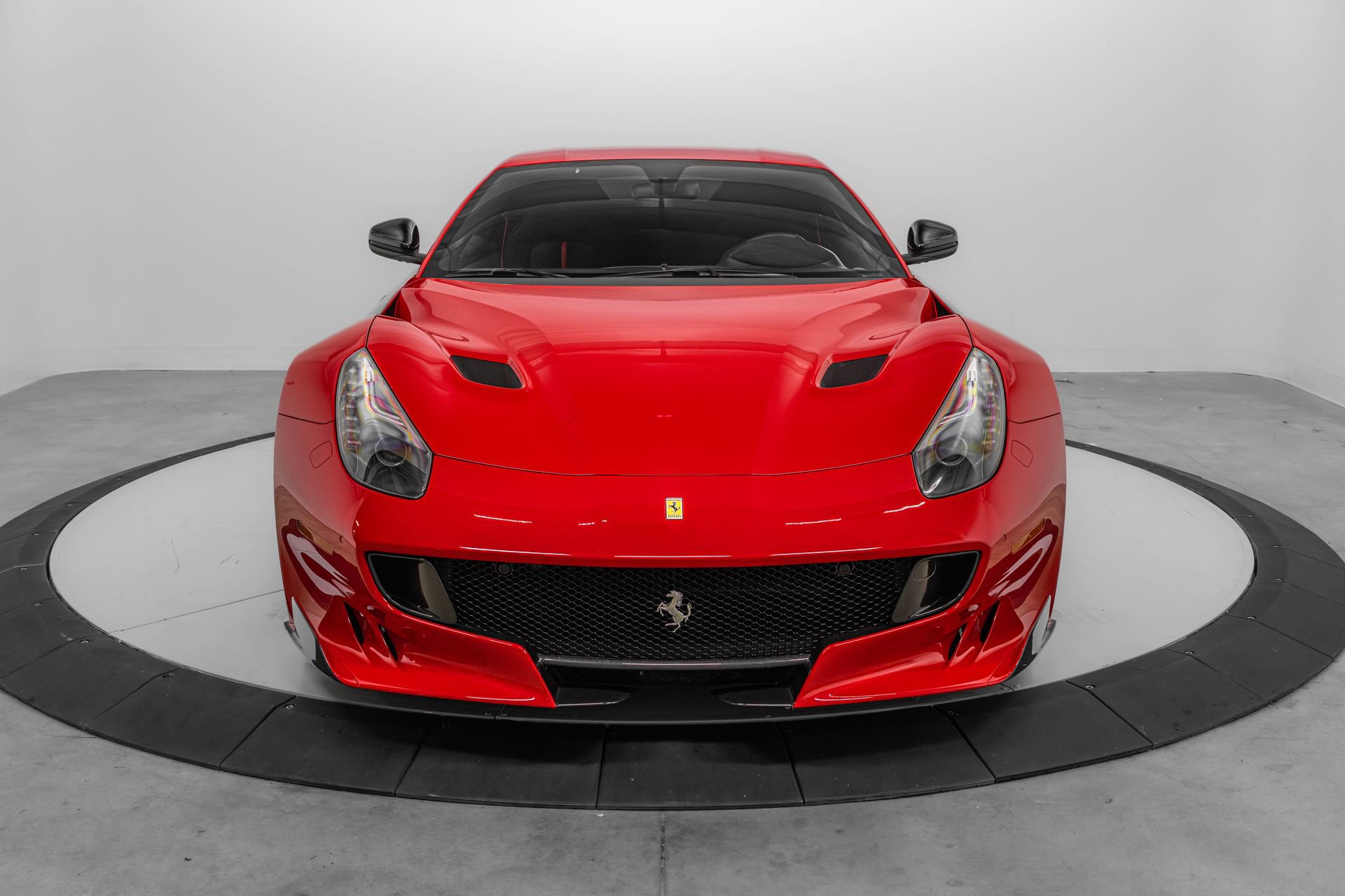 Certified 2016 Ferrari F12tdf RWD image 8