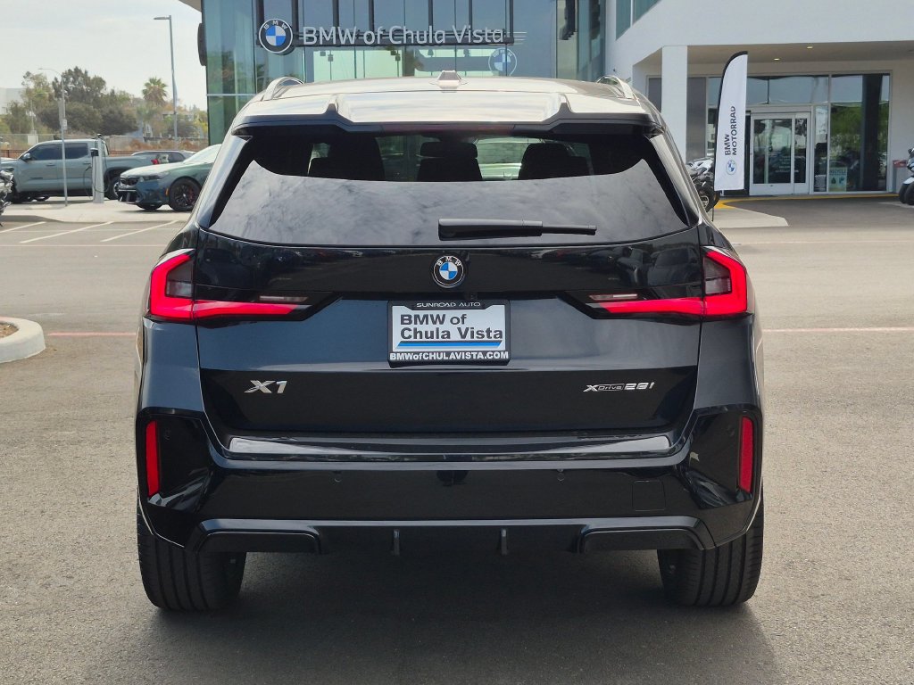 New 2026 BMW X1 xDrive28i w/ Technology Package AWD/4WD image 8
