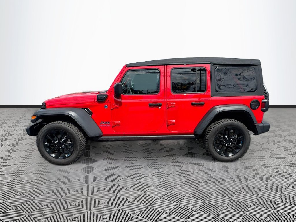 Certified 2023 Jeep Wrangler Unlimited w/ Convenience Group AWD/4WD image 9