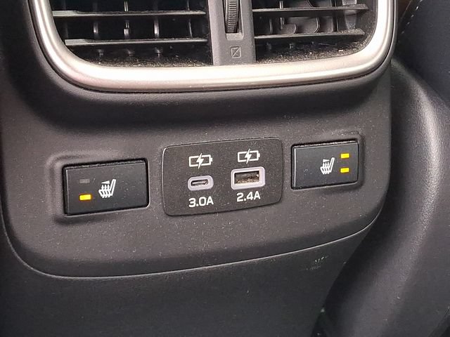 Certified 2025 Subaru Outback Touring AWD/4WD image 12