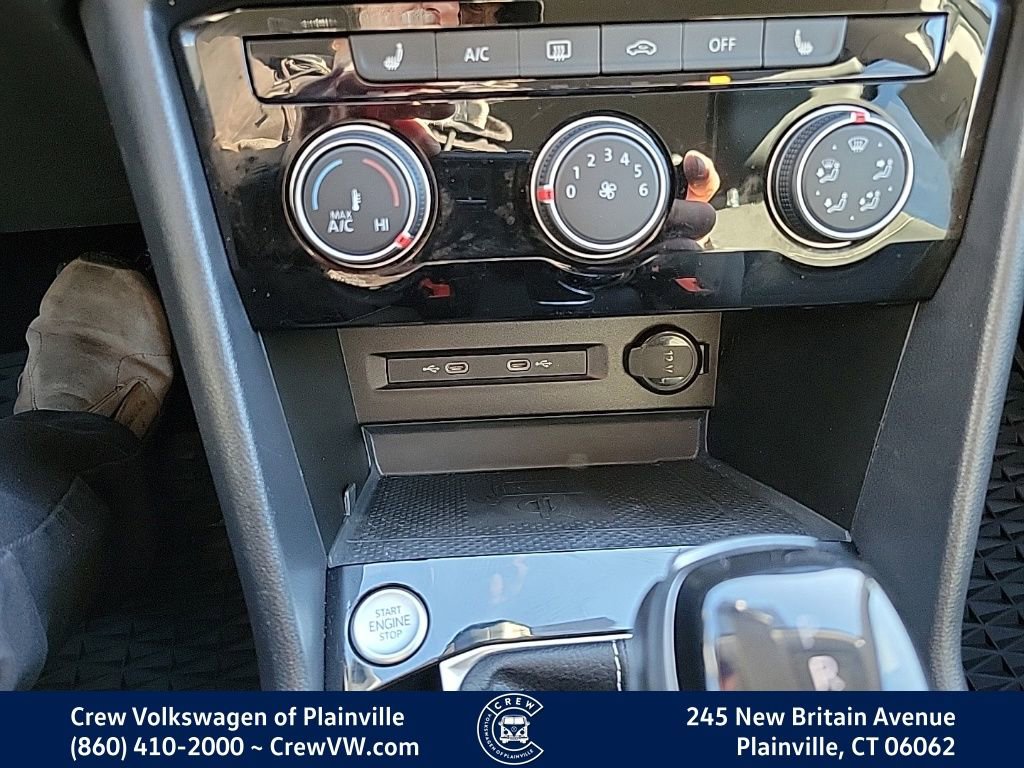 Certified 2023 Volkswagen Taos SE image 8