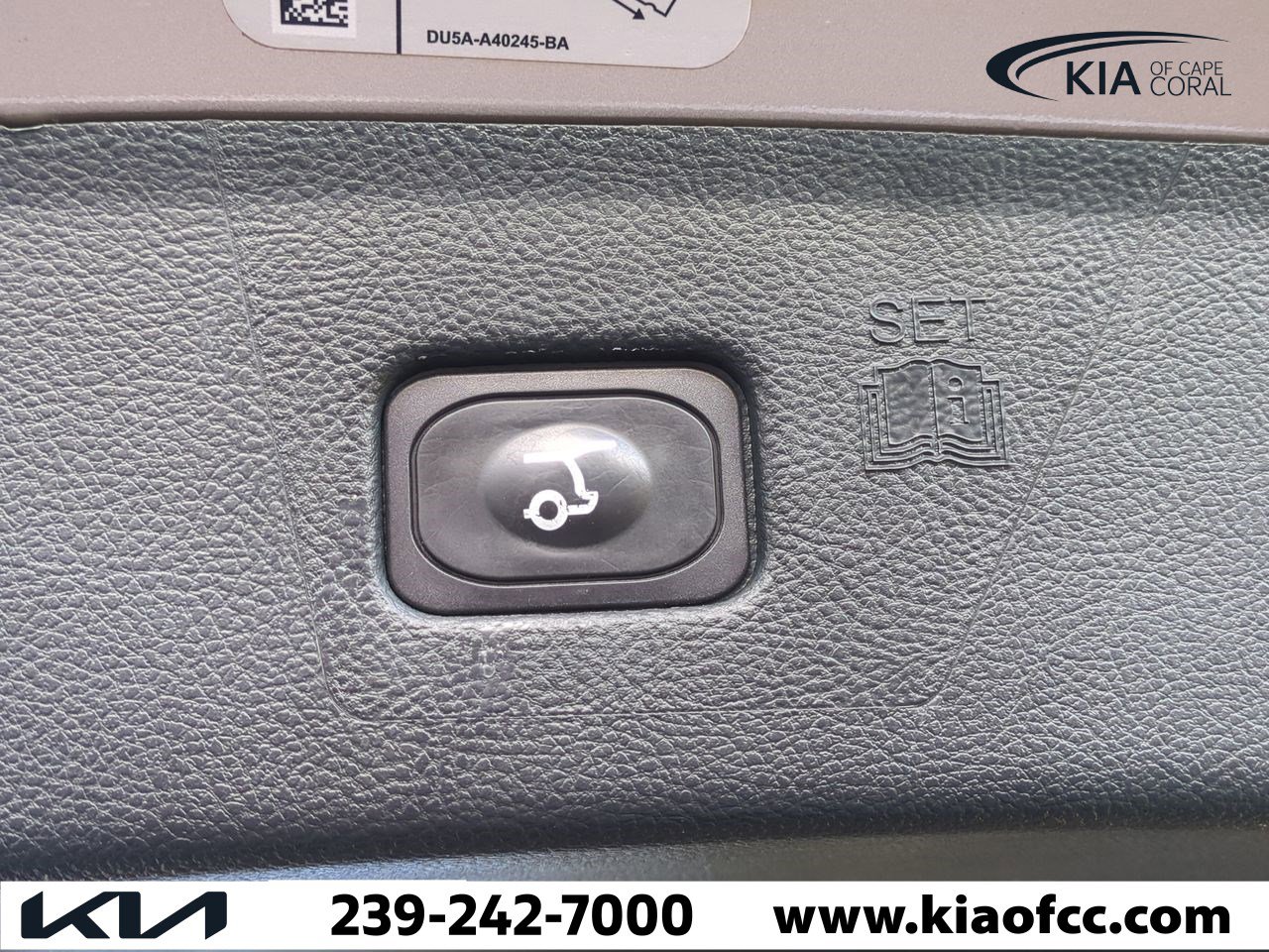 Used 2018 Ford Edge Titanium w/ Equipment Group 301A image 13