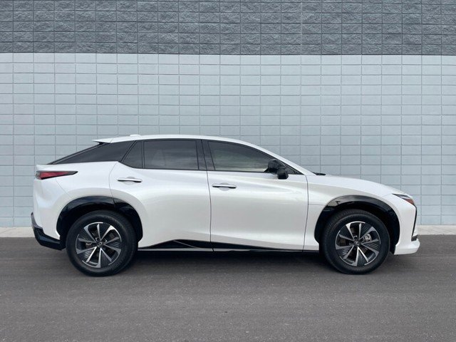 Certified 2024 Lexus RZ 300e Premium image 2