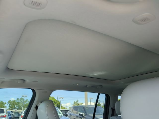 Used 2022 Jeep Grand Cherokee L Overland RWD image 25