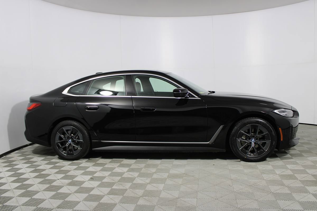Used 2023 BMW i4 eDrive35 w/ Premium Package RWD image 37