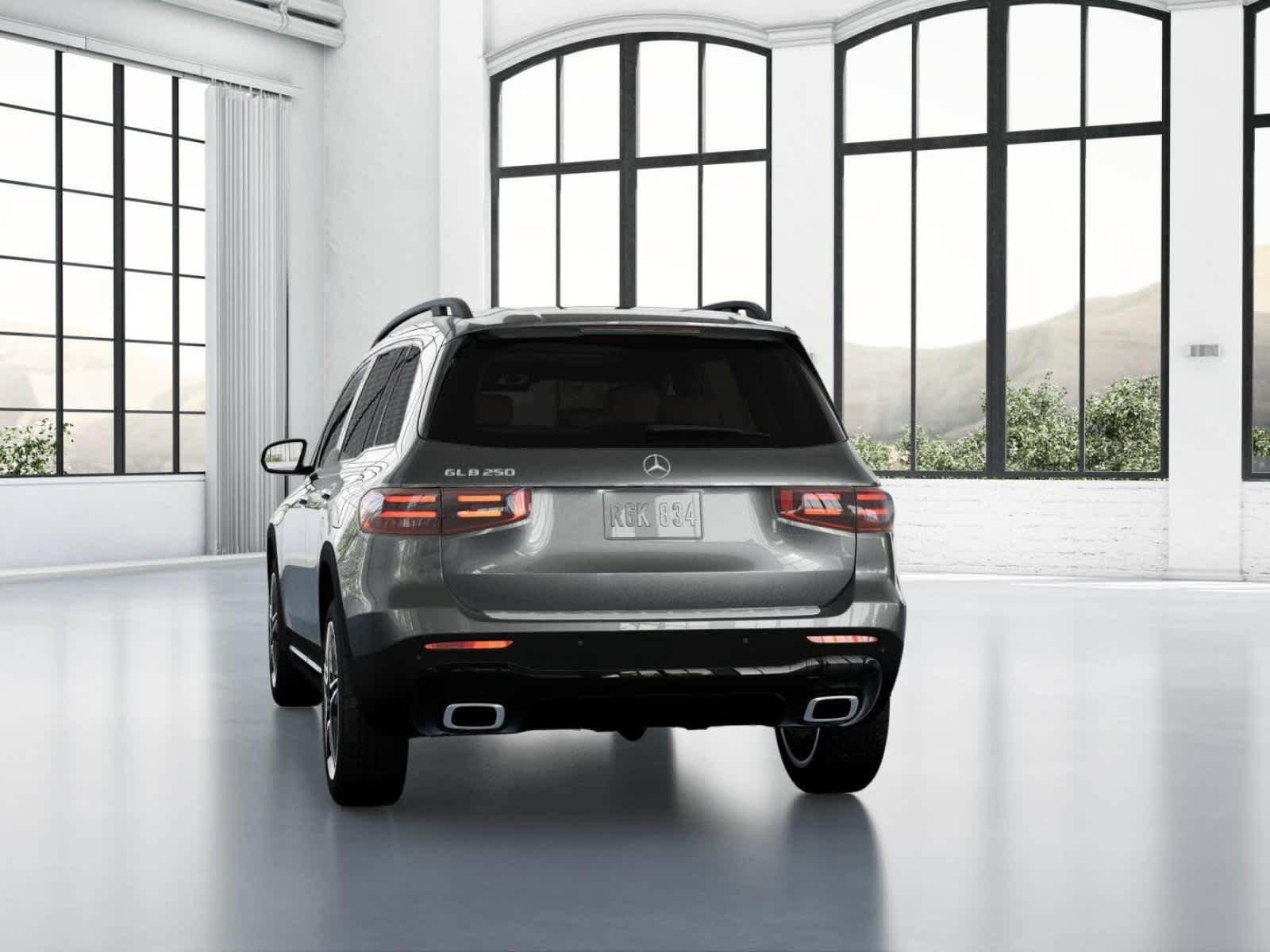 Used 2026 Mercedes-Benz GLB 250 image 25