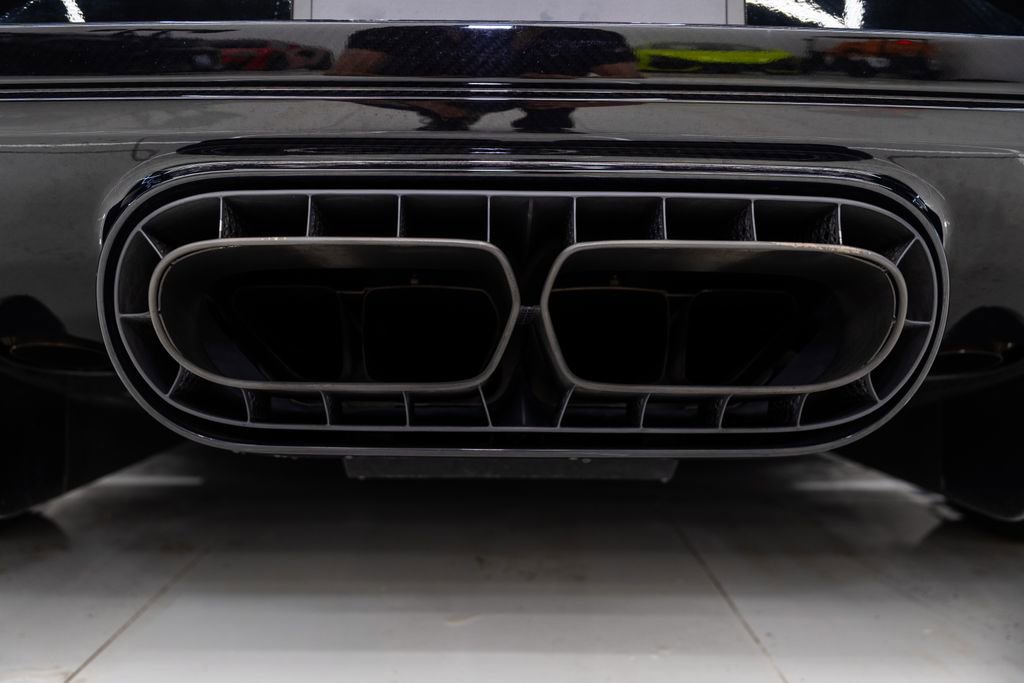 Used 2023 Bugatti Chiron Pur Sport AWD/4WD image 33