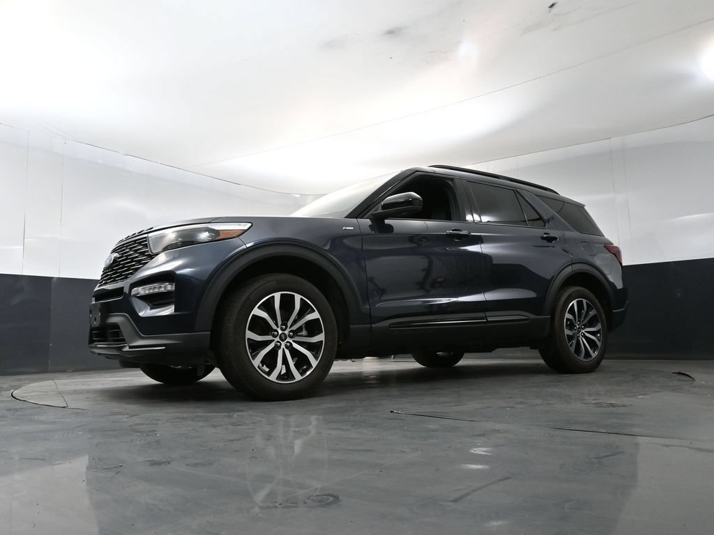 Used 2023 Ford Explorer ST-Line AWD/4WD image 20