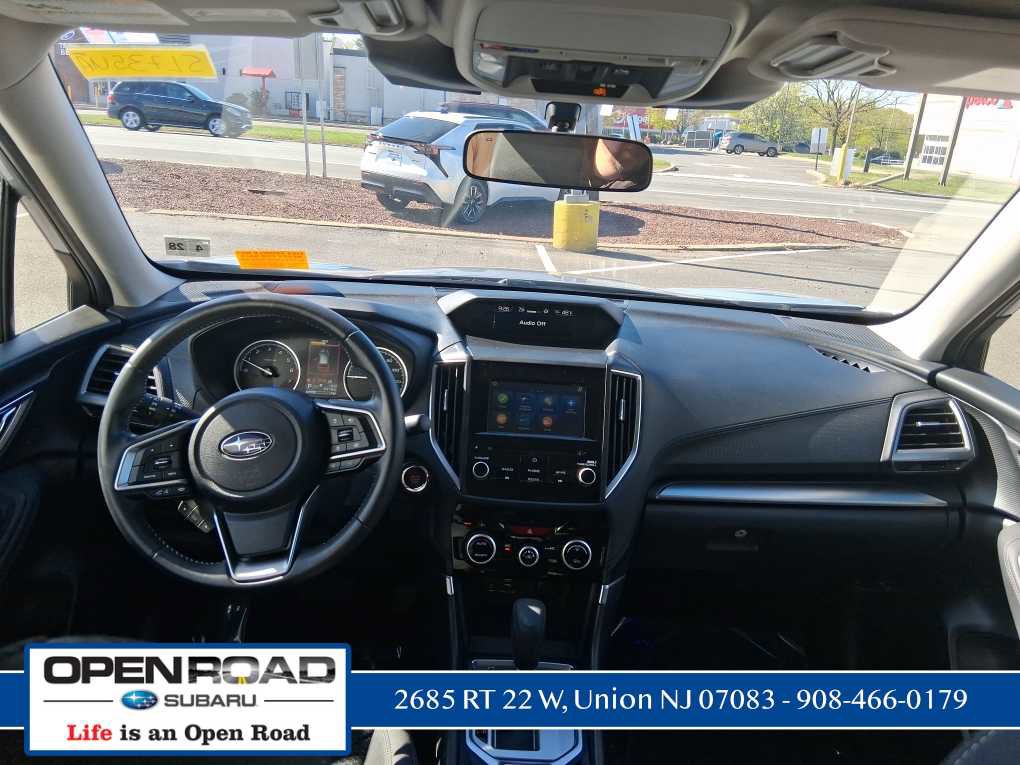 Used 2023 Subaru Forester Premium AWD/4WD image 12