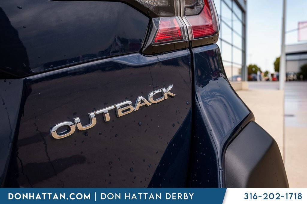 Used 2025 Subaru Outback Premium AWD/4WD image 33
