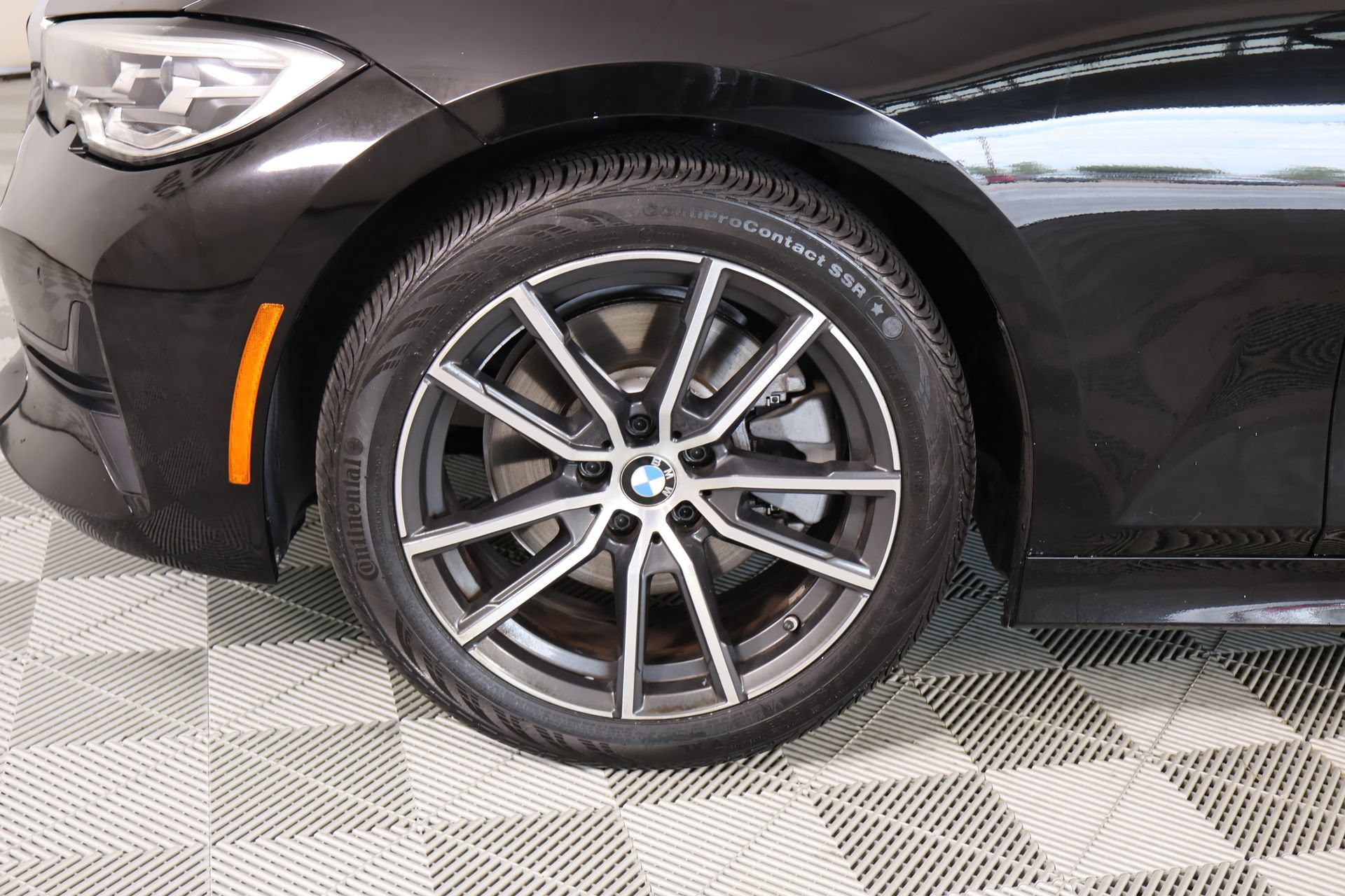 Used 2019 BMW 330i Sedan w/ Convenience Package RWD image 19