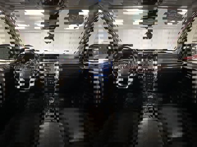 Used 2022 Toyota 4Runner Limited image 21