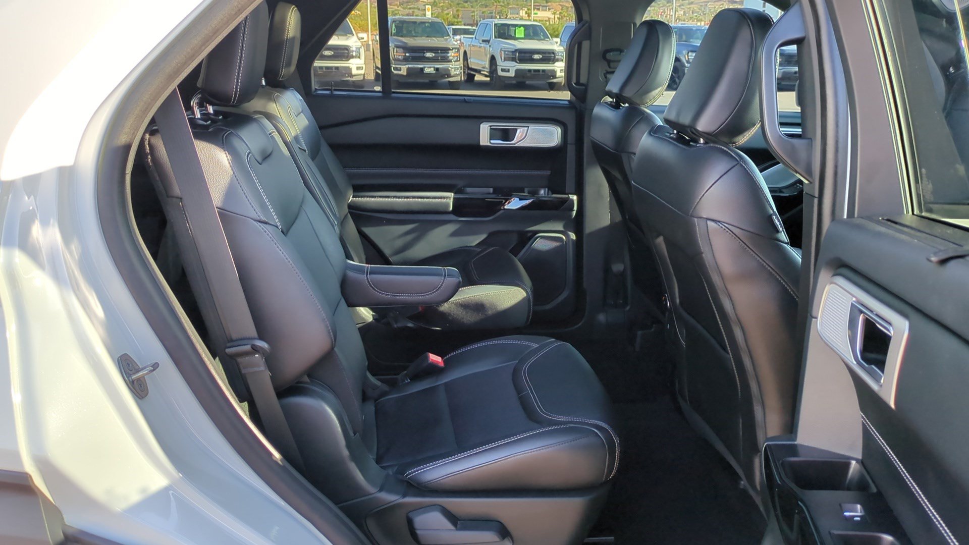 Used 2023 Ford Explorer ST w/ Equipment Group 401A AWD/4WD image 33