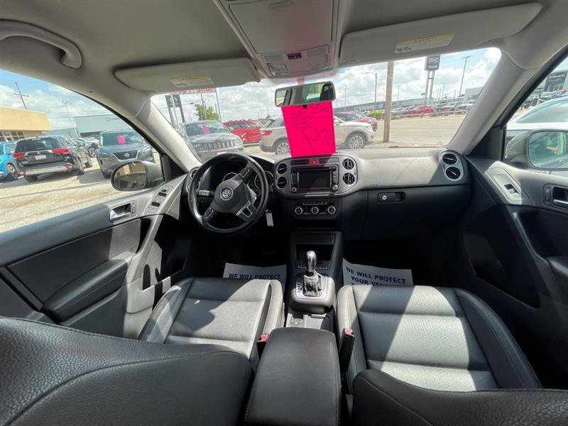 Used 2011 Volkswagen Tiguan S FWD image 22