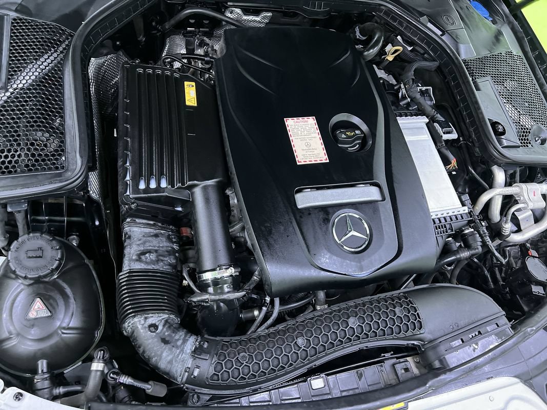 Used 2017 Mercedes-Benz C 300 Sedan w/ Premium 1 Package image 29