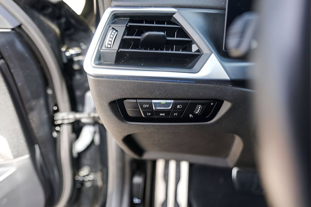 Used 2023 BMW M340i xDrive w/ Premium Package image 15