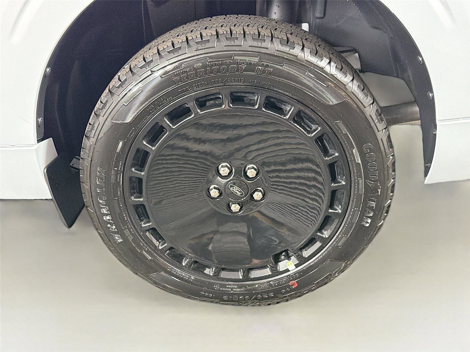 New 2026 Ford Maverick Lobo image 30