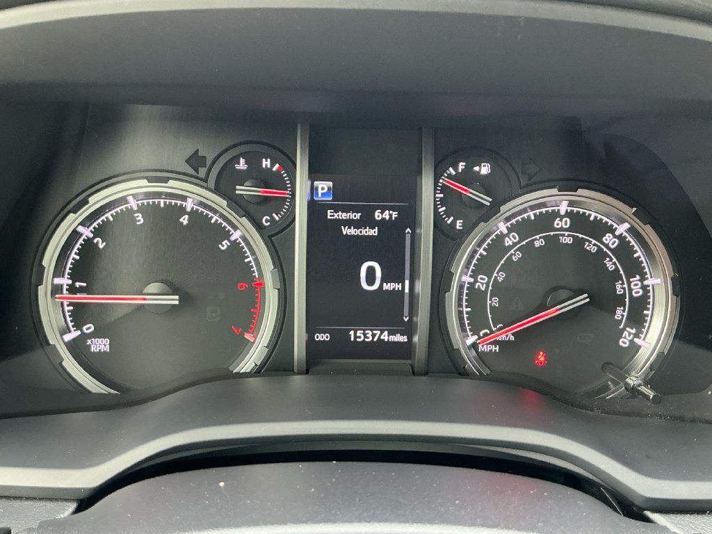 Used 2024 Toyota 4Runner Limited AWD/4WD image 21