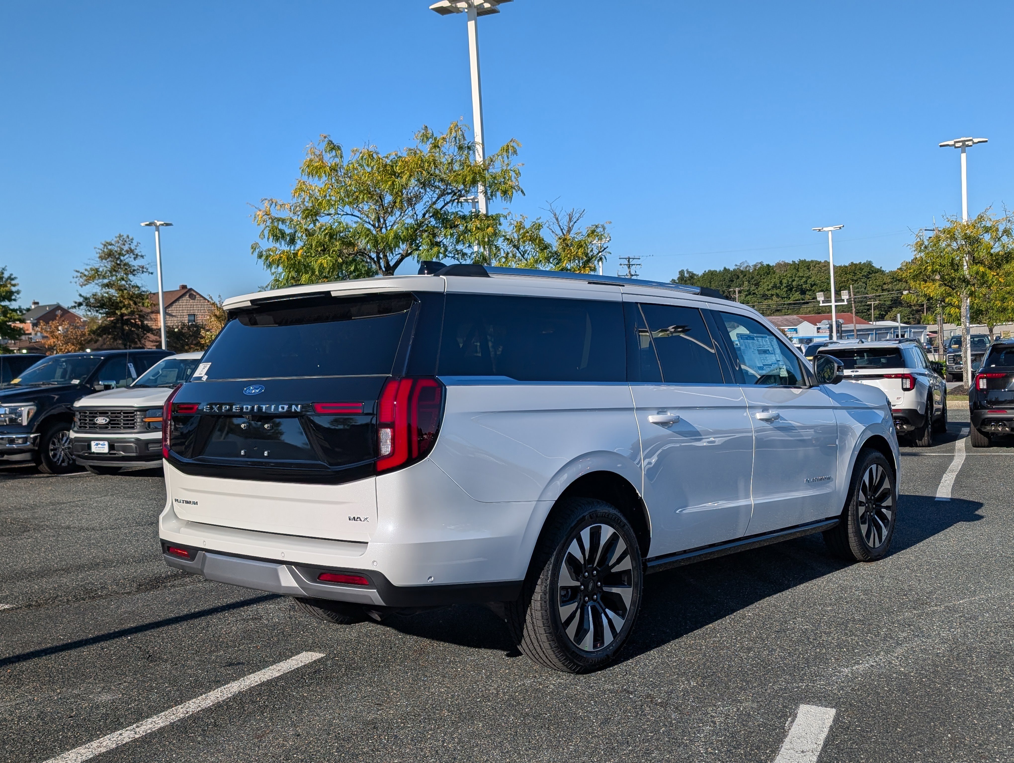 New 2025 Ford Expedition Max Platinum w/ Driver's Package image 2