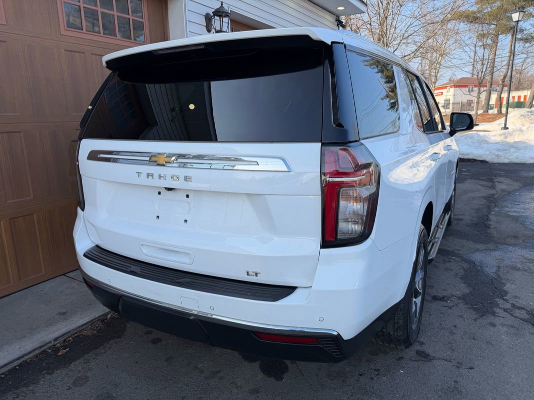 Used 2021 Chevrolet Tahoe LT w/ LT Signature Package image 4