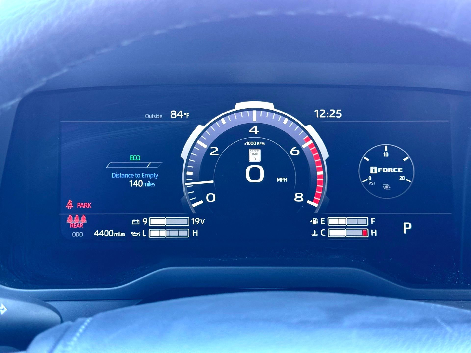 Used 2025 Toyota Tundra Limited image 27