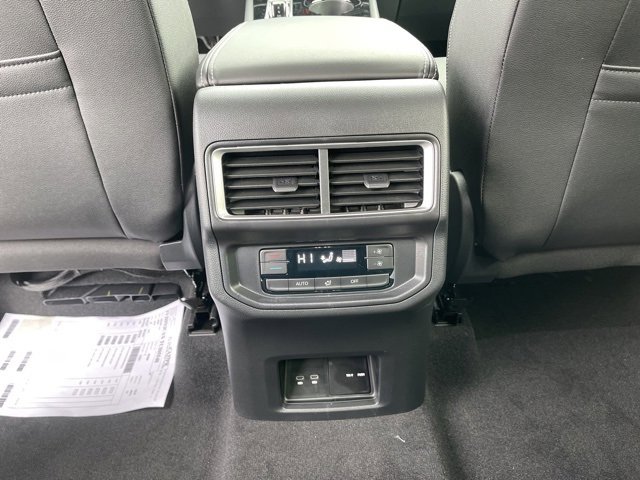 New 2026 Volkswagen Atlas SE image 27