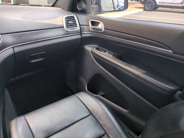 Used 2018 Jeep Grand Cherokee Limited w/ Luxury Group II AWD/4WD image 17