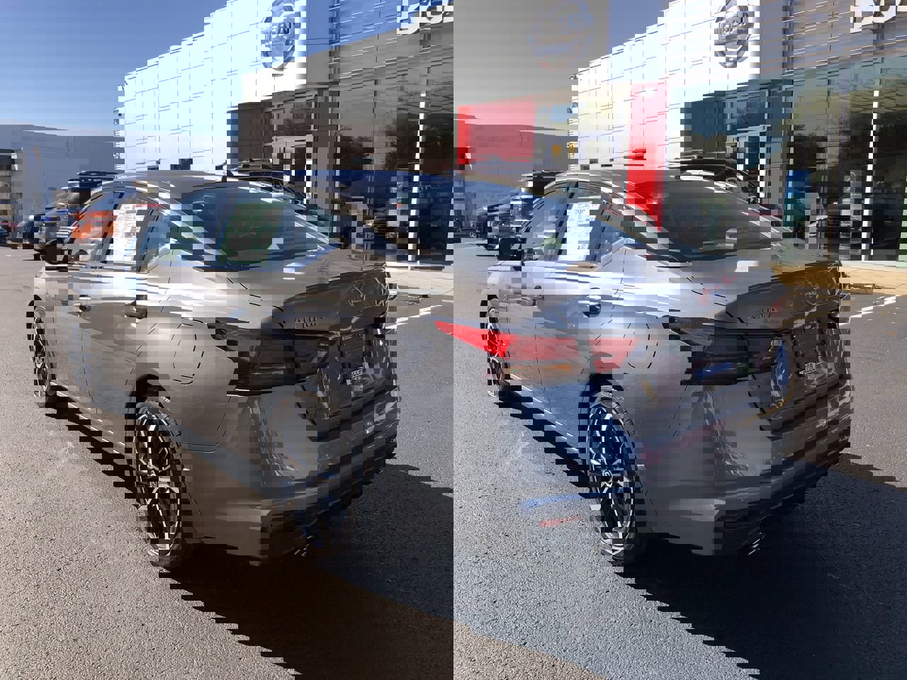New 2025 Nissan Altima 2.5 SR w/ SR Premium Package image 12