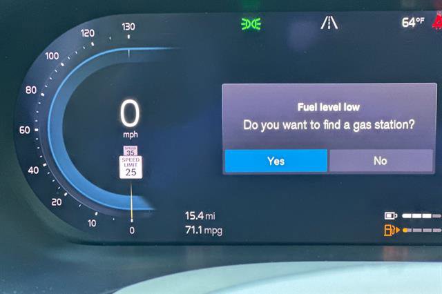 Certified 2023 Volvo XC60 T8 Plus w/ Climate Package image 30