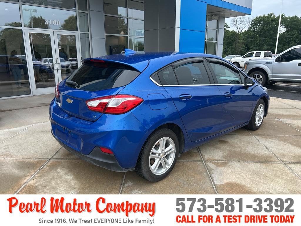 Certified 2018 Chevrolet Cruze LT FWD image 4
