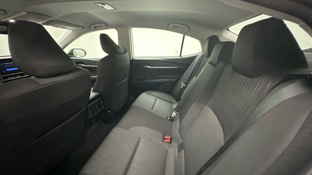 Used 2025 Toyota Camry LE w/ Convenience Package AWD/4WD image 10