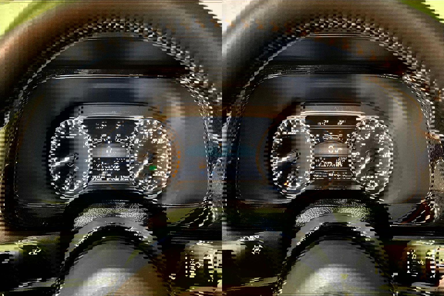 Used 2025 Nissan Pathfinder SL image 13