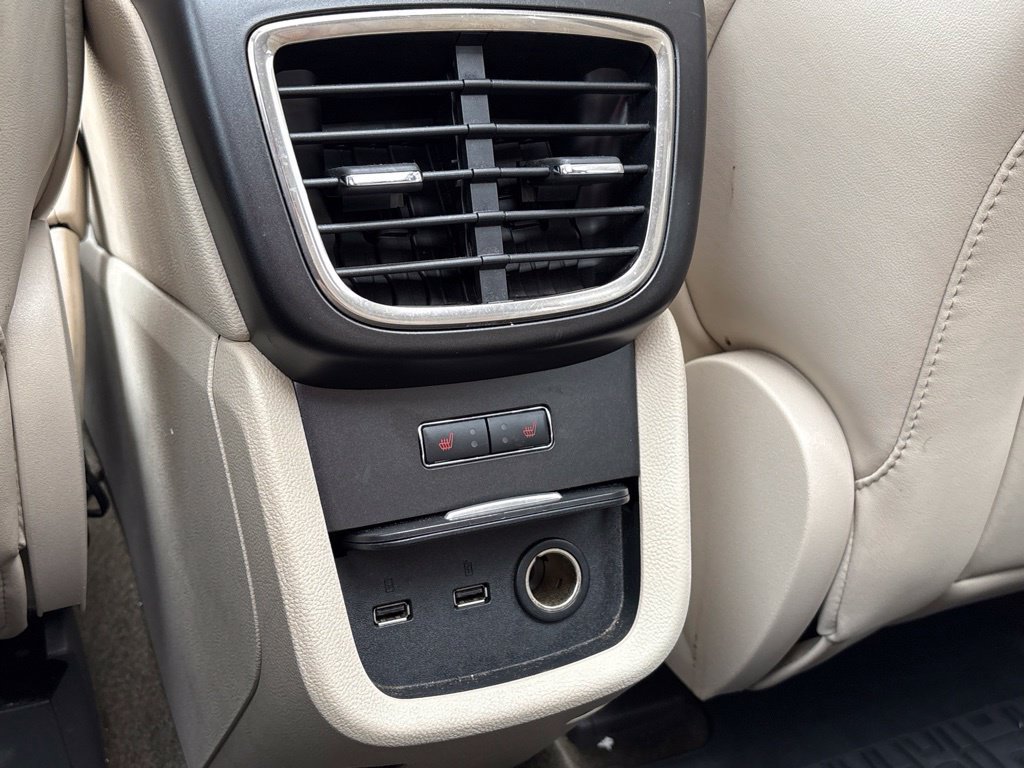 Used 2018 Lincoln MKX Reserve w/ Driver Assistance Package AWD/4WD image 21