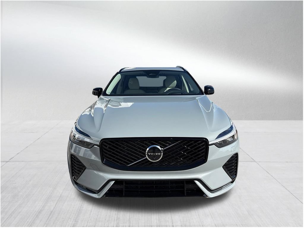 New 2026 Volvo XC60 B5 Ultra w/ Protection Package Premier AWD/4WD image 2