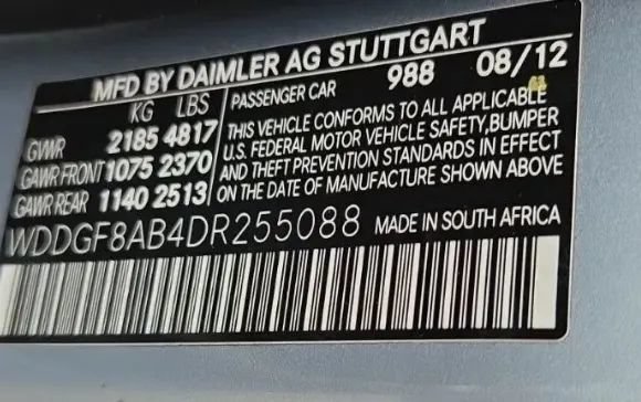Used 2013 Mercedes-Benz C 300 4MATIC Sedan image 24