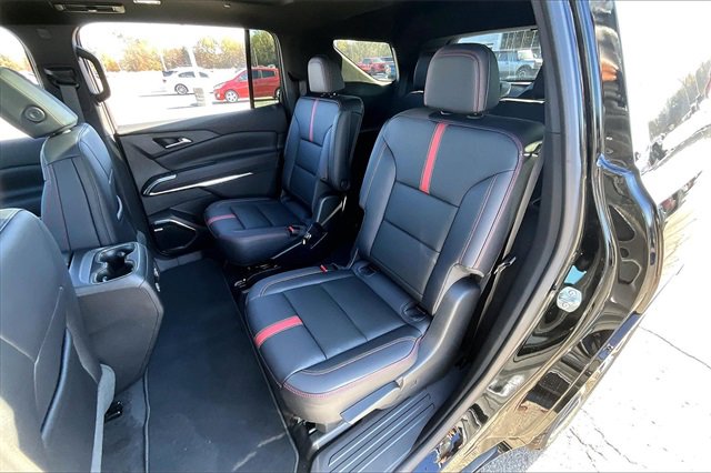 Used 2025 Chevrolet Traverse RS w/ LPO, Floor Liner Package image 22