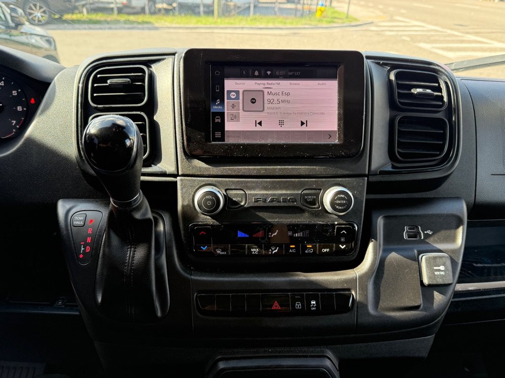 Used 2023 RAM ProMaster 2500 FWD image 12