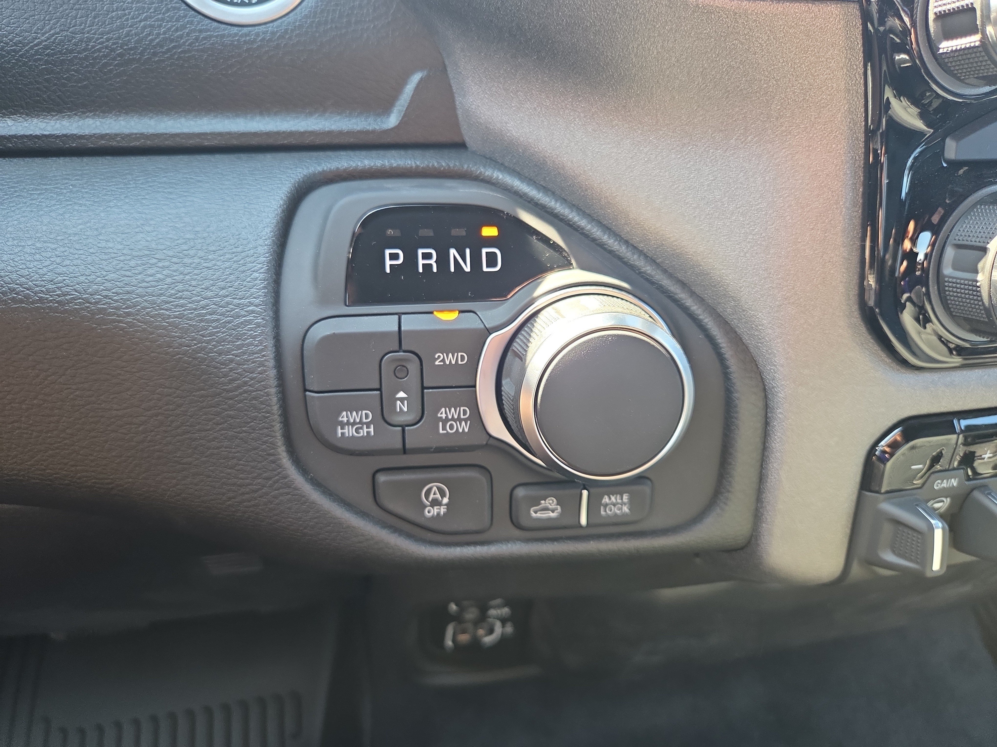 New 2026 RAM 1500 Warlock AWD/4WD image 12