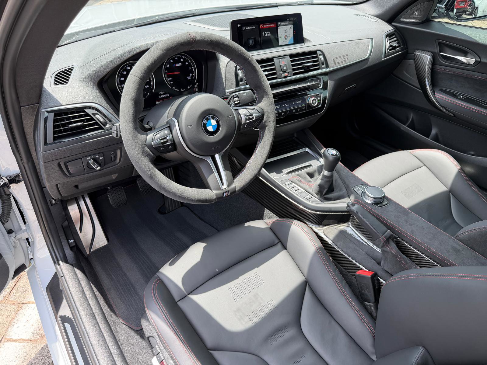 Used 2020 BMW M2 CS RWD image 39