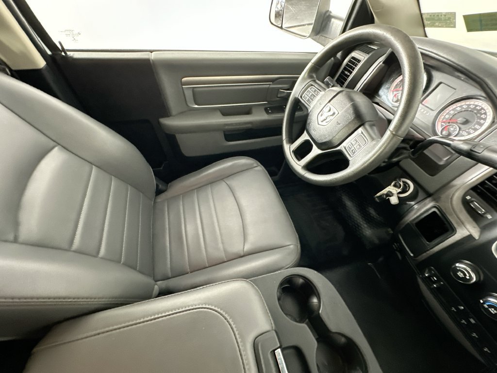 Used 2018 RAM 2500 Tradesman w/ Power & Remote Entry Group RWD image 9
